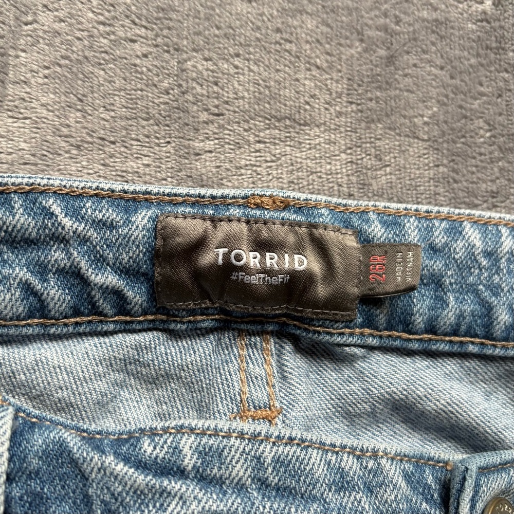 Torrid Ripped Jeans - Picture 3 of 4